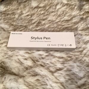 STYLUS White Capacitive Stylus Pen